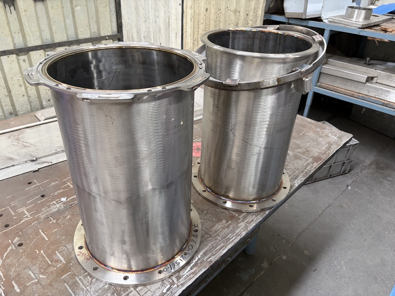 Boltless flanged duct assembly on shop floor
